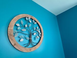 Read more about the article From Beige to Bold: A Colorful Mechanicsburg Transformation