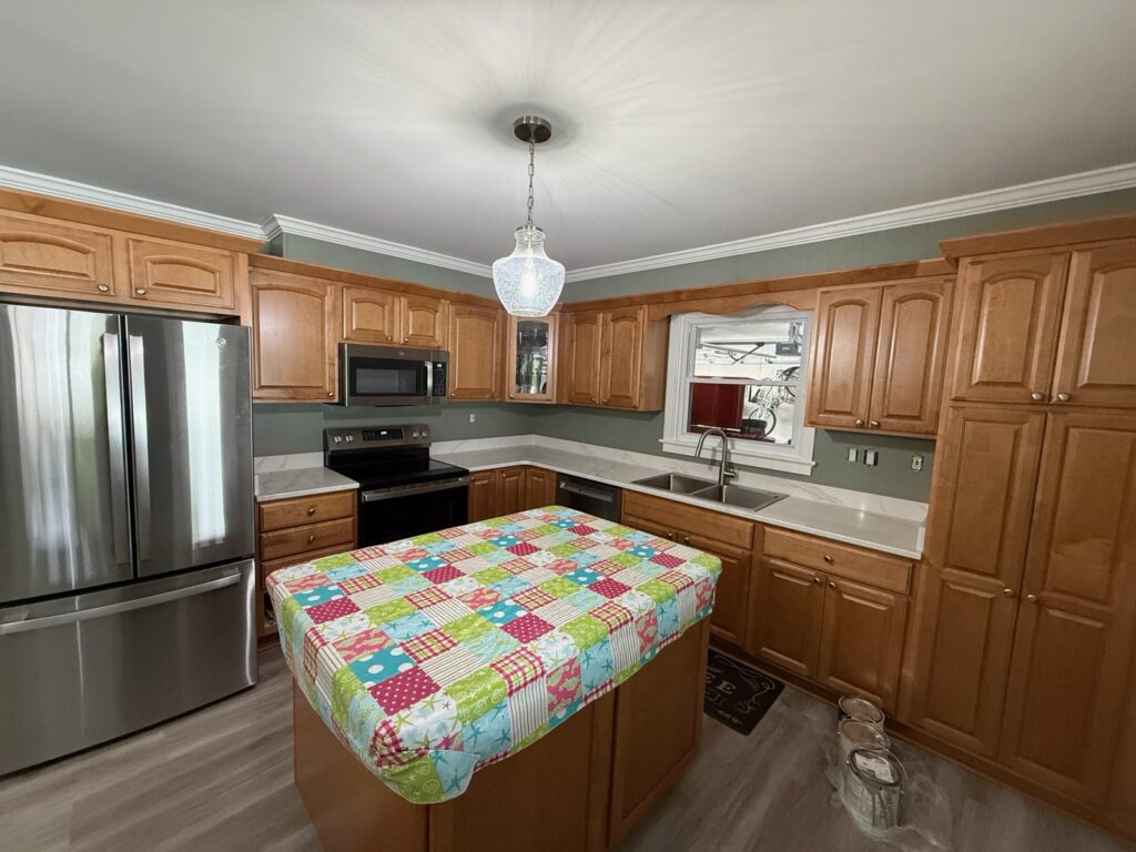 Sherwin-Williams Evergreen Fog in Scuff Tuff Matte finish