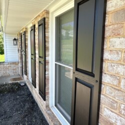 Shutter Painting in Mechanicsburg